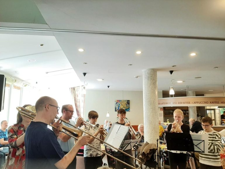 20240418_170247940_iOS