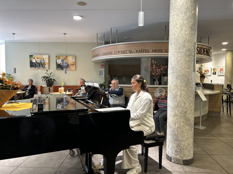 20241006_140047522_iOS